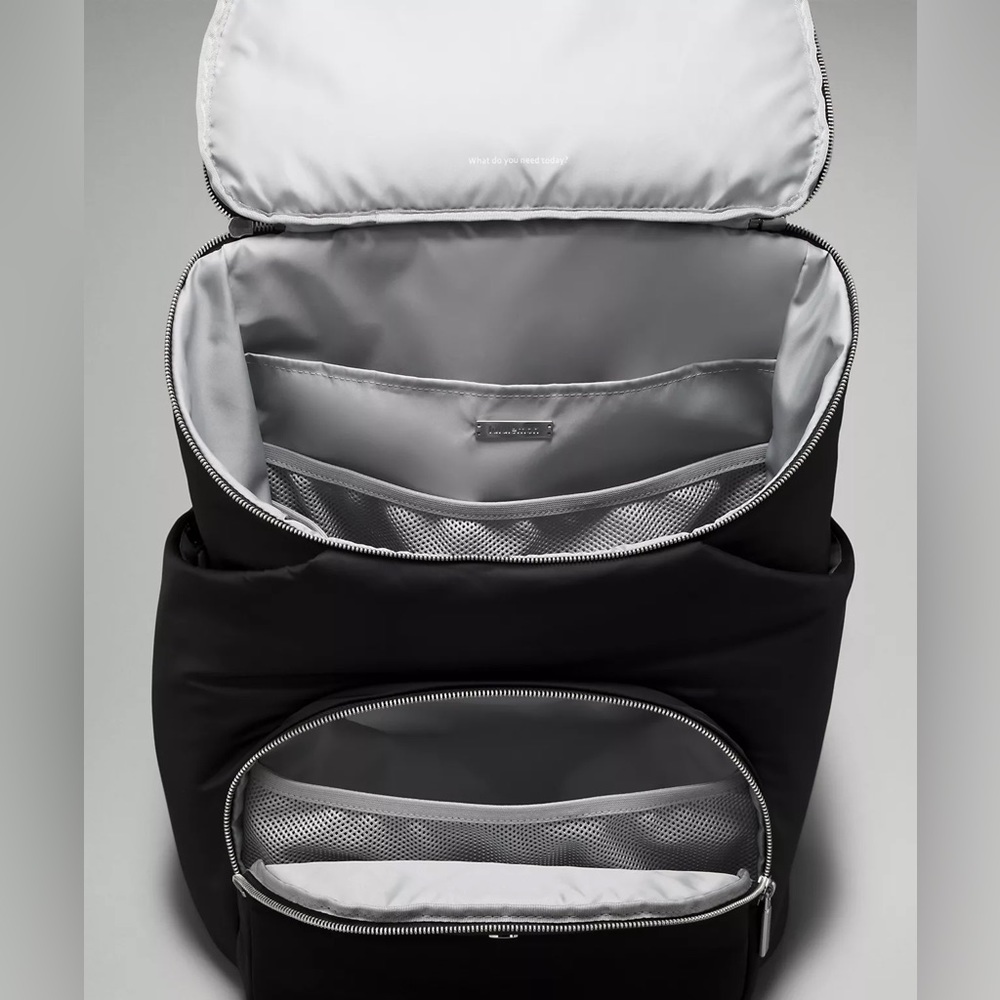 Lululemon New Parent Backpack Black Silver Drop Diaper Bag 17L